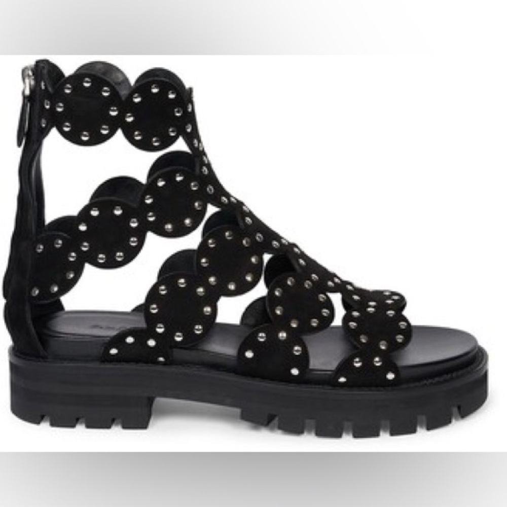 NWOT Alaia Stud Scallop Leather Gladiator Sandals